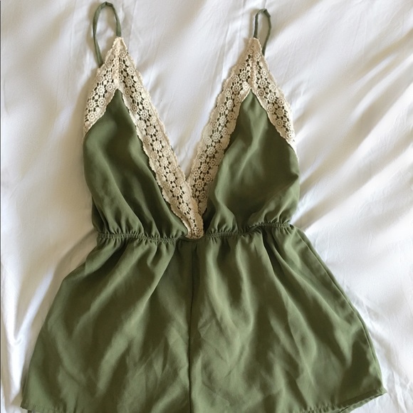 Pants - Green lace plunge romper